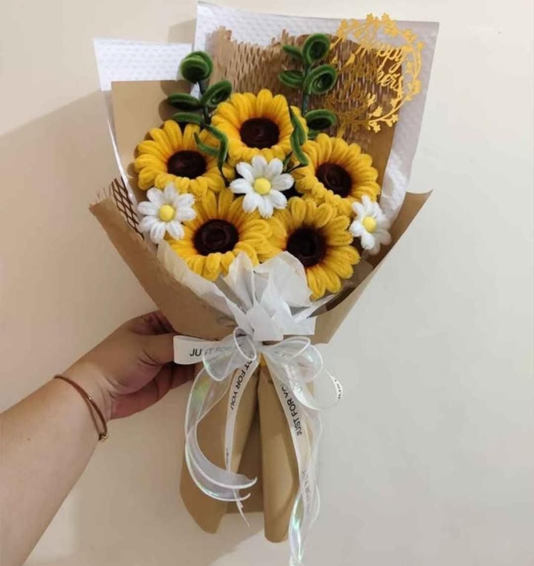 Ramo de Cinco Girasoles